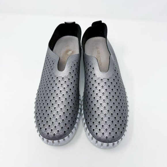 Ilse Jacobsen Metallic Silver Leather Tulip Slip On Sneakers Women's Size 10 EUC - Picture 2 of 9